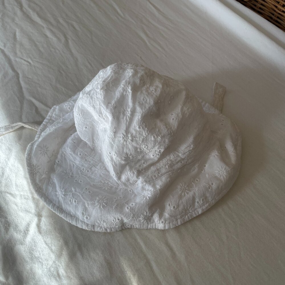 Baby Eyelet Sunhat White 3-6M